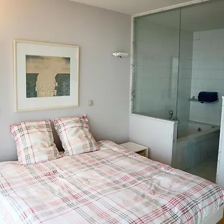 With Beautiful Sea View Apartment